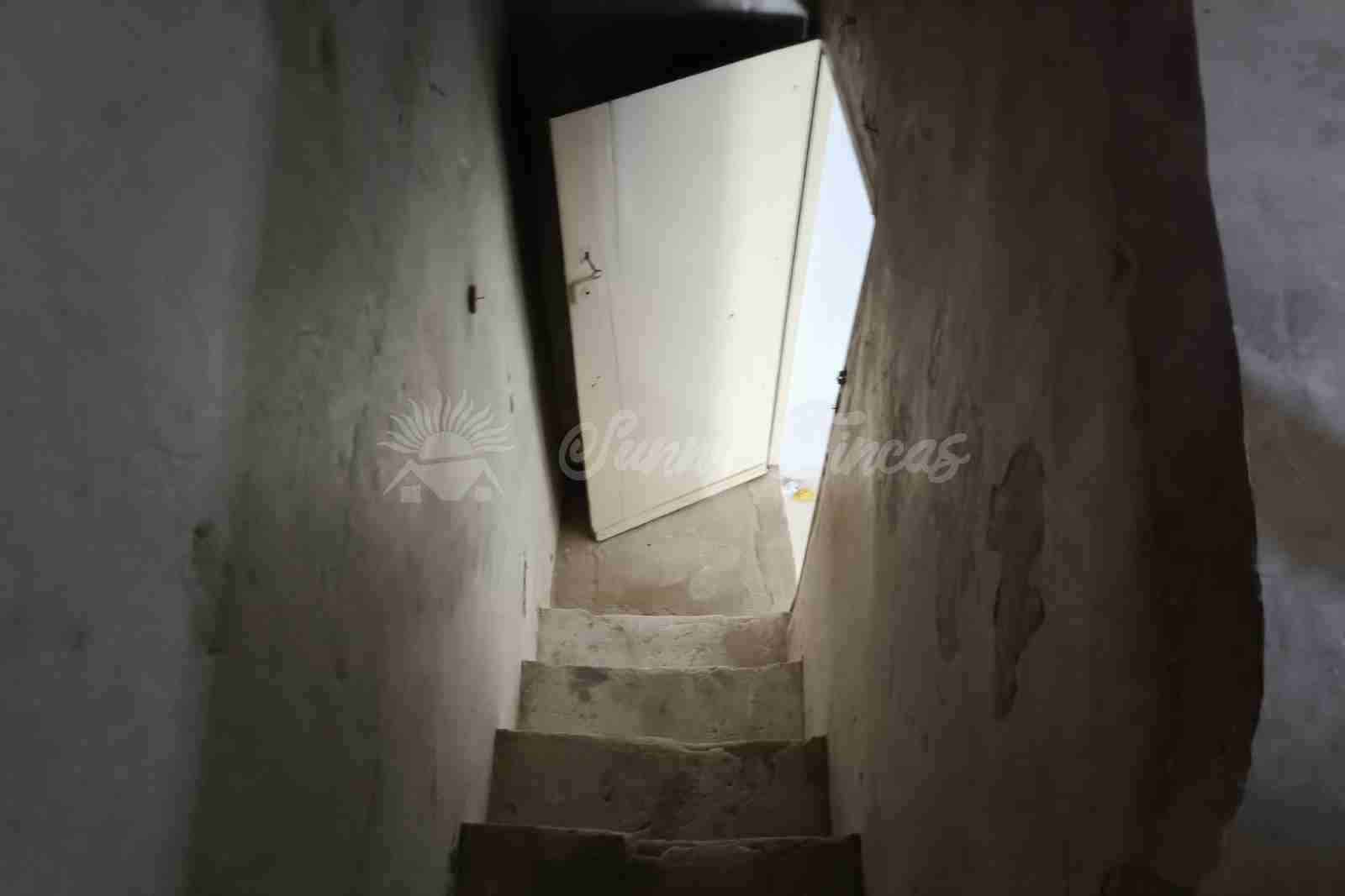 SF0596 WEB 08 Cheap Townhouse to reform in Pinoso
